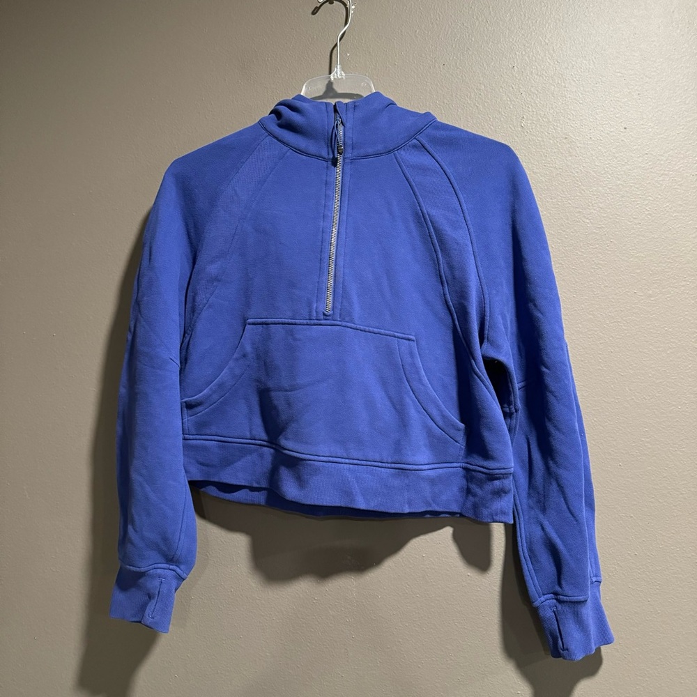 Lululemon Scuba Hoodie Size Medium/ Large